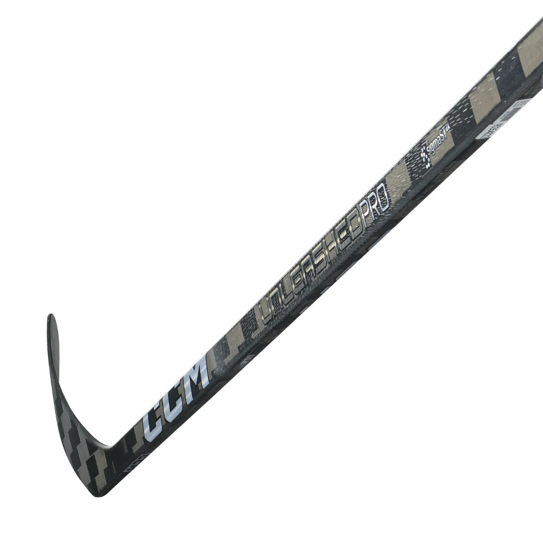 CCM Ribcor Trigger Unleashed Pro Black Intermediate